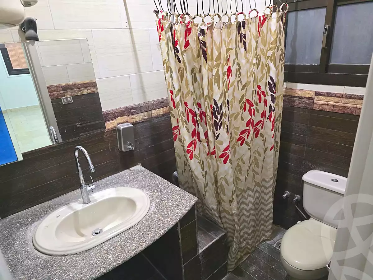 https://aqarmap.com.eg/ar/listing/7179404-for-rent-cairo-new-cairo-el-ahyaa-third-neighborhood-street-1