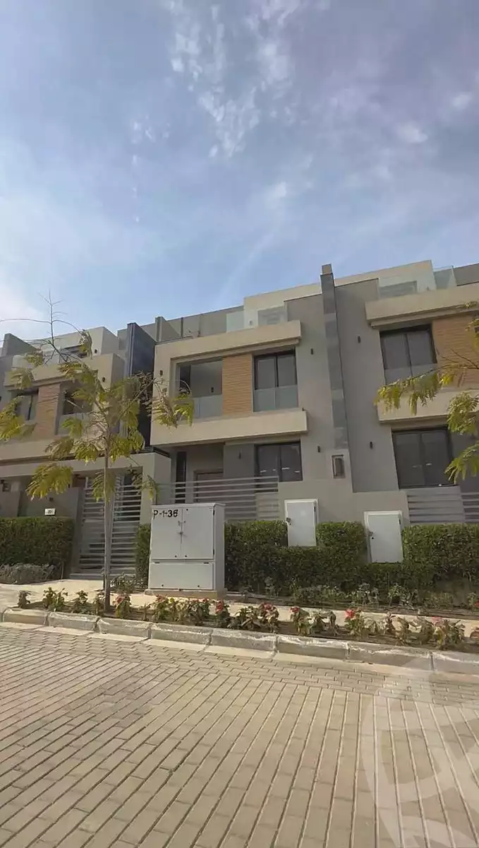 https://aqarmap.com.eg/en/listing/7179591-for-sale-cairo-new-administrative-capital-r4-la-vista-city