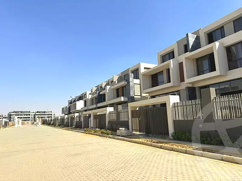https://aqarmap.com.eg/en/listing/7179833-for-sale-cairo-new-cairo-compounds-el-patio-town-compound-la-vista