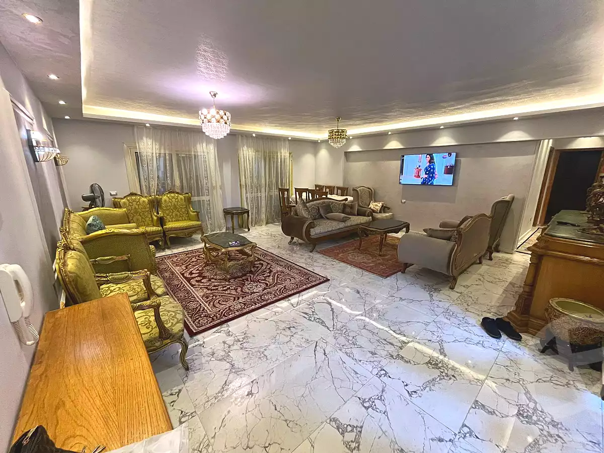 https://aqarmap.com.eg/en/listing/7179883-for-rent-cairo-el-sheikh-zayed-city-compounds-el-khamayel