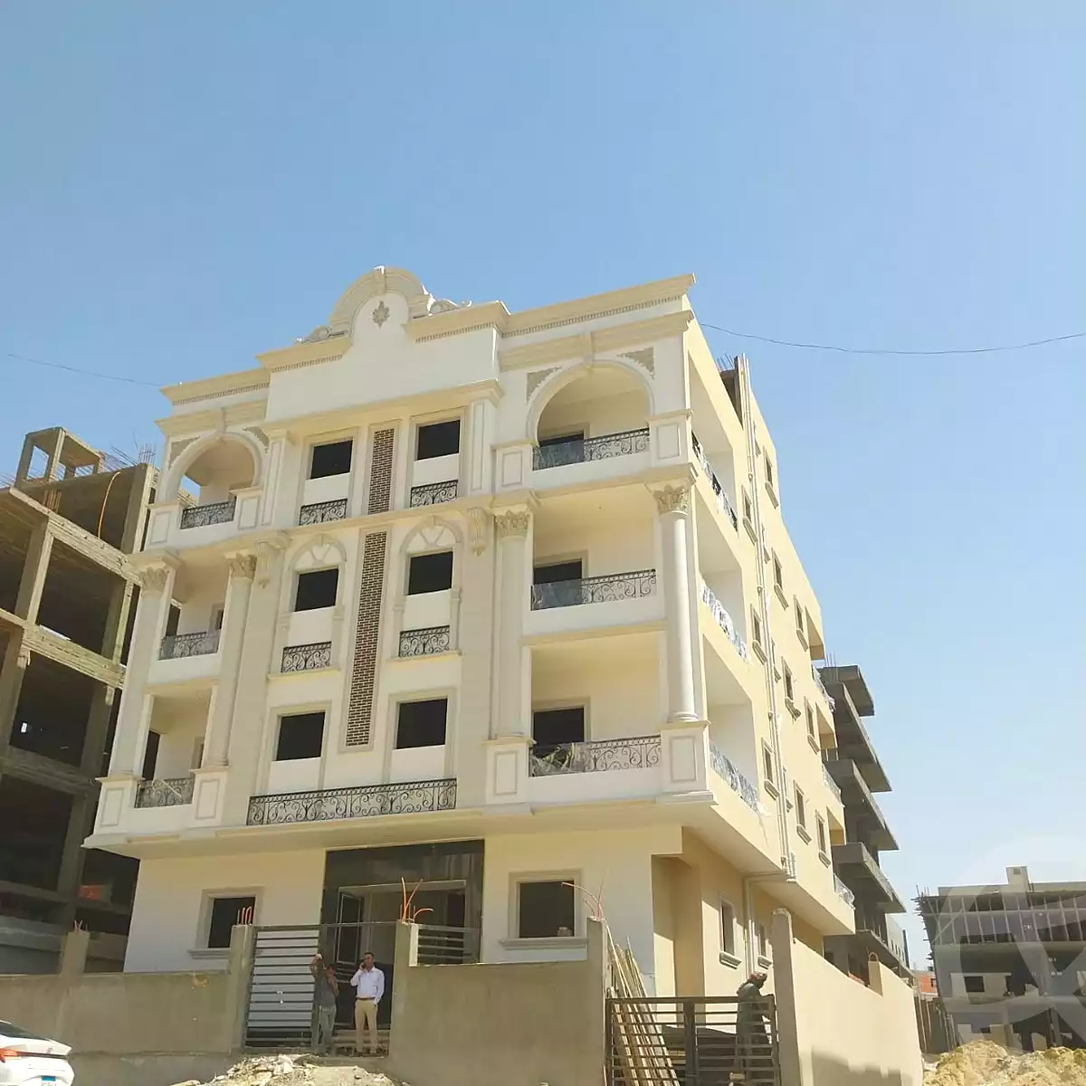 https://aqarmap.com.eg/ar/listing/7179958-for-sale-cairo-new-cairo-new-narges
