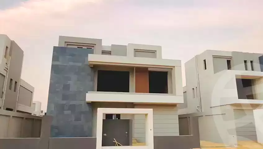 https://aqarmap.com.eg/ar/listing/7179955-for-sale-cairo-new-cairo-compounds-el-patio-town-compound-la-vista