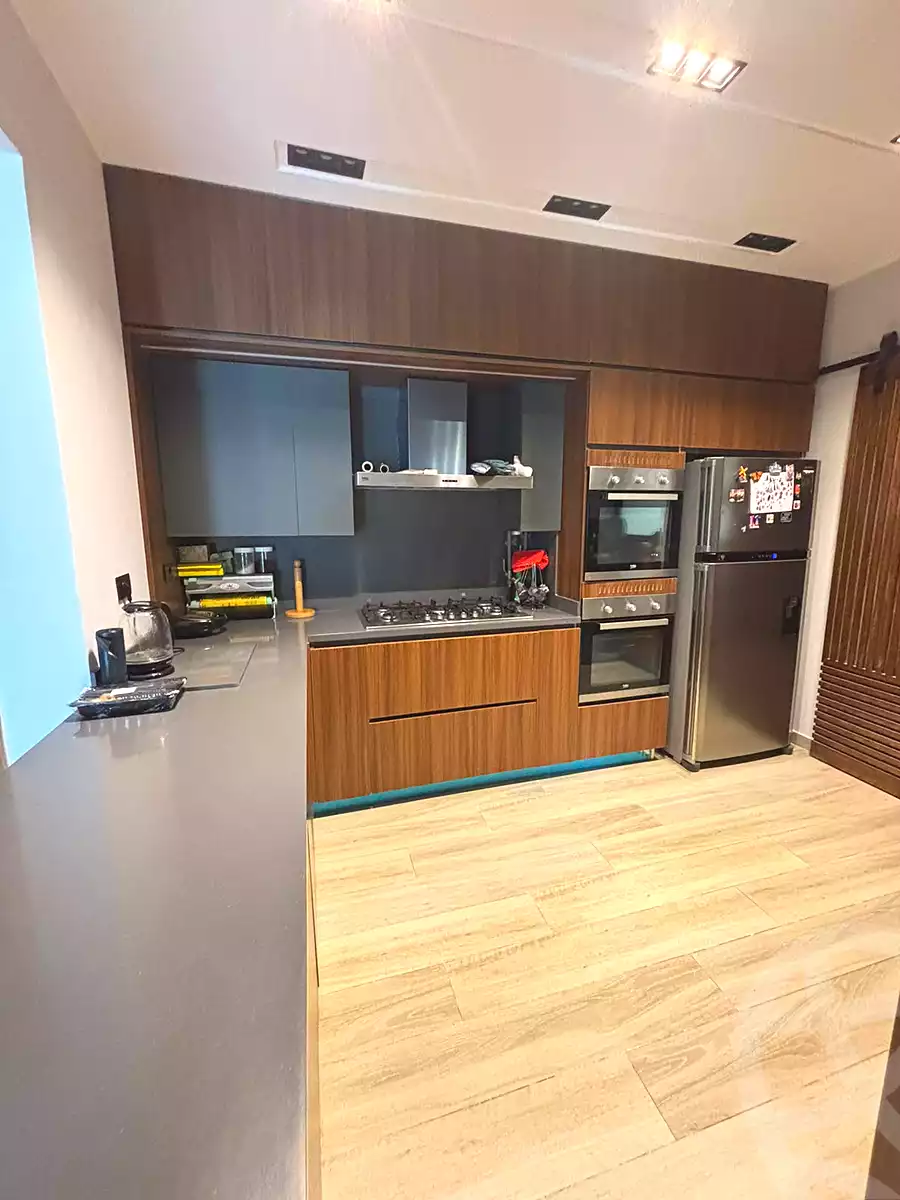 https://aqarmap.com.eg/ar/listing/7180130-for-rent-cairo-el-sheikh-zayed-city-compounds-kmbwnd-wyst-twn-swdyk
