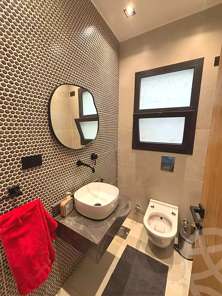 https://aqarmap.com.eg/ar/listing/7180130-for-rent-cairo-el-sheikh-zayed-city-compounds-kmbwnd-wyst-twn-swdyk