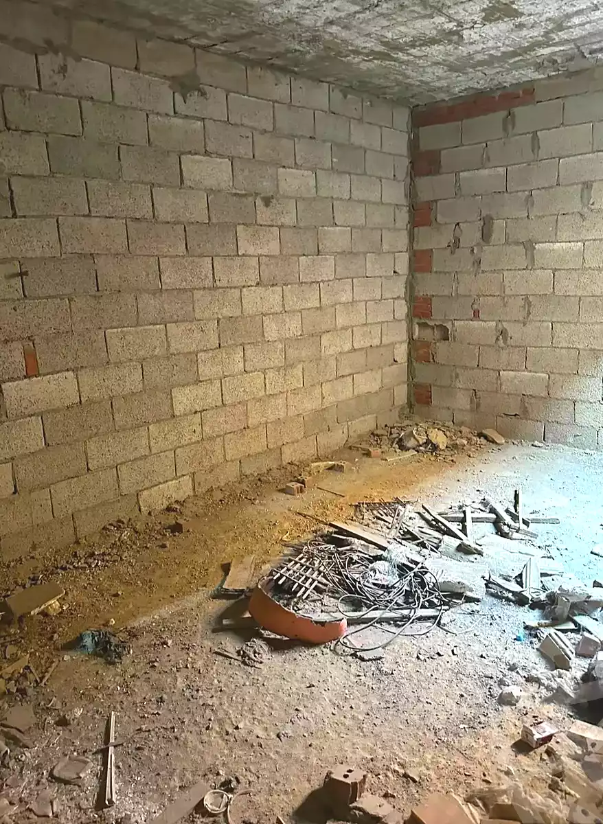 https://aqarmap.com.eg/en/listing/7180703-for-sale-alexandria-al-agamy-el-hanouvel-radwan-st