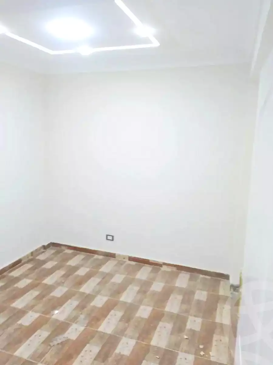 https://aqarmap.com.eg/ar/listing/7180733-for-sale-alexandria-new-miami