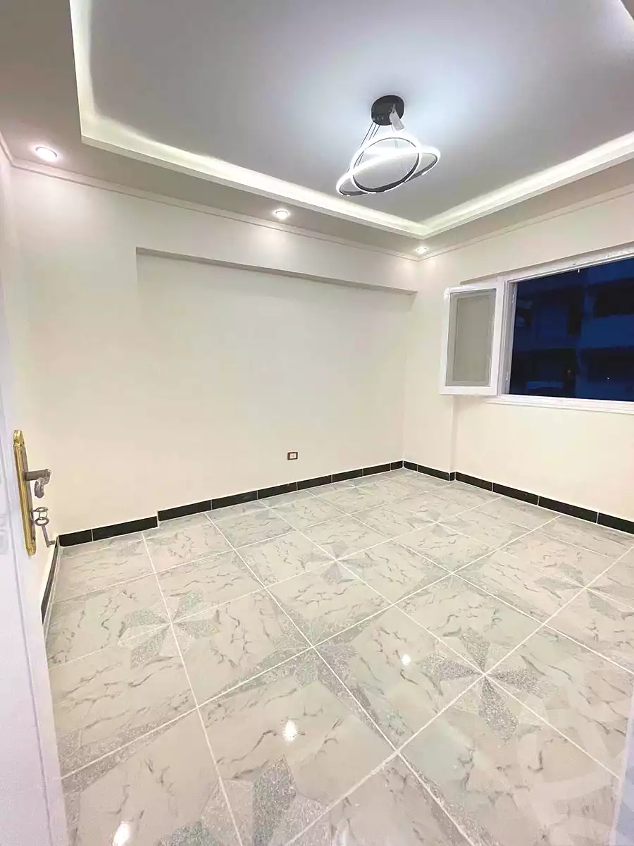 https://aqarmap.com.eg/ar/listing/7180742-for-sale-alexandria-al-agamy-shataa-el-nakheel