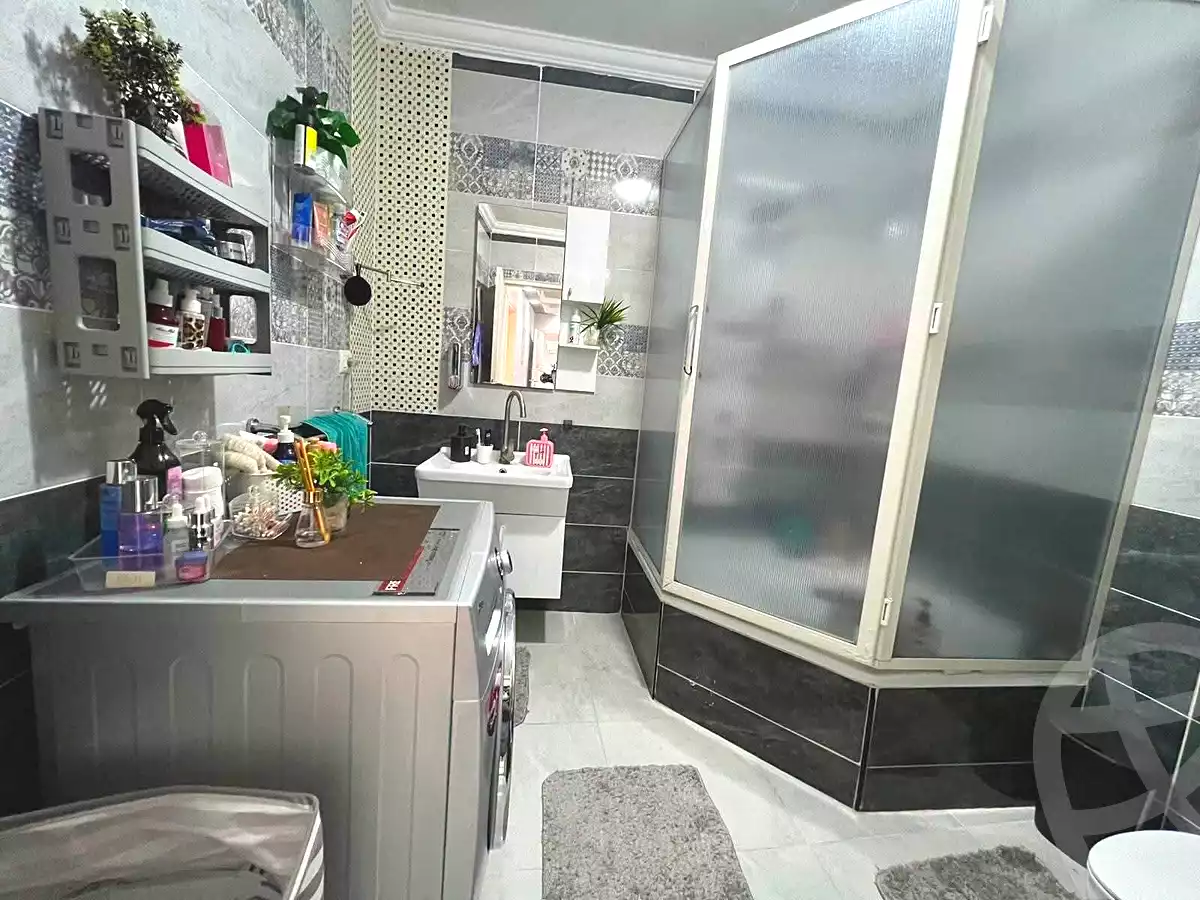 https://aqarmap.com.eg/en/listing/7180749-for-sale-alexandria-sydy-bshr-sydy-bshr-bhry-shr-mhmwd-l-yswy