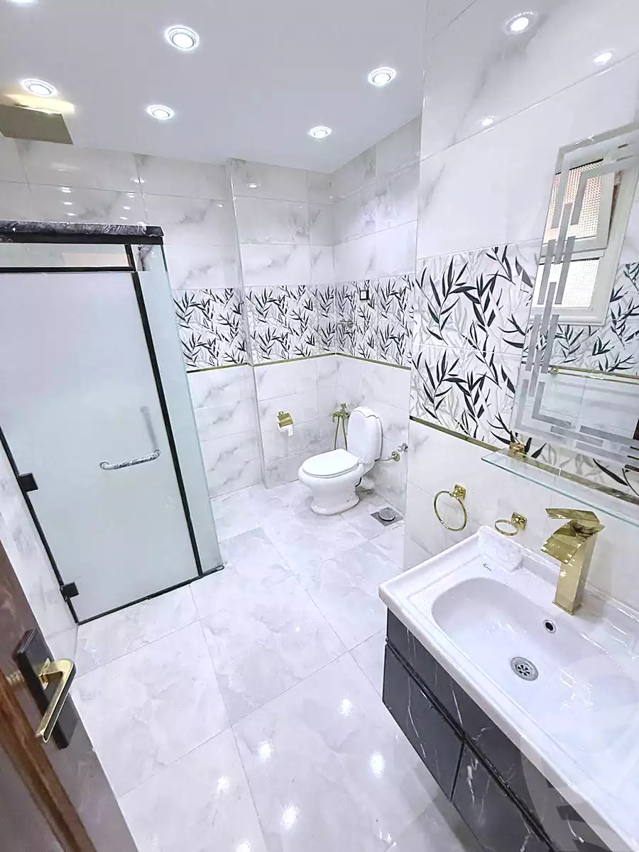 https://aqarmap.com.eg/ar/listing/7181057-for-sale-cairo-ain-shams-ahmed-esmat-st