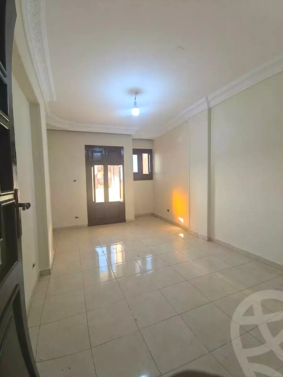 https://aqarmap.com.eg/ar/listing/7181124-for-sale-alexandria-al-agamy-el-hanouvel-al-haded-we-al-soulb-st