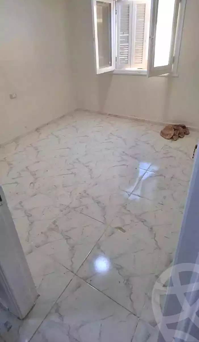 https://aqarmap.com.eg/ar/listing/7181141-for-rent-alexandria-al-agamy-lbytsh-shahr-al-assal-st