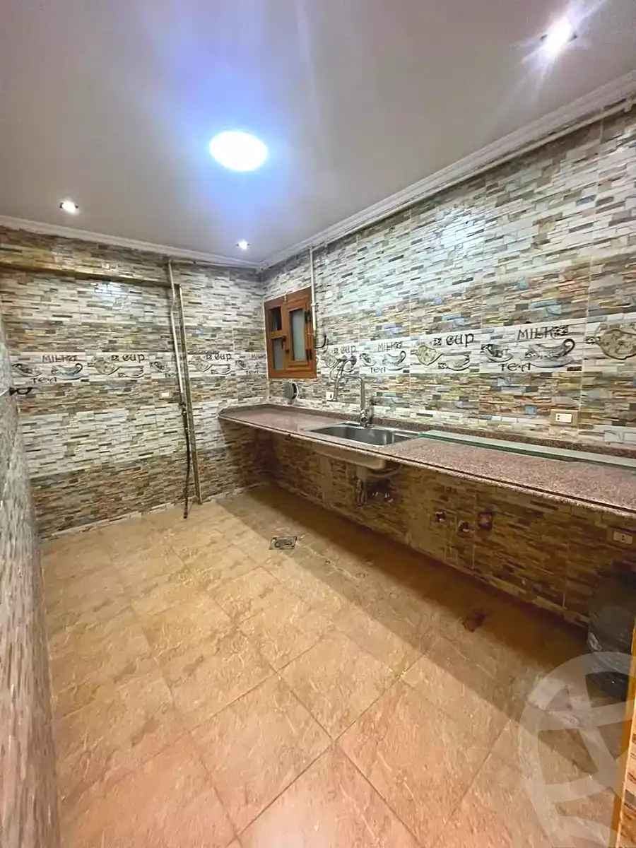 https://aqarmap.com.eg/ar/listing/7181215-for-sale-alexandria-al-agamy-lbytsh-el-reyad-st