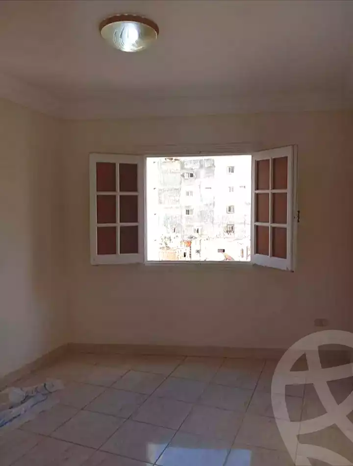 https://aqarmap.com.eg/ar/listing/7181431-for-sale-alexandria-sydy-bshr-sydy-bshr-bhry-shr-khld-bn-lwlyd