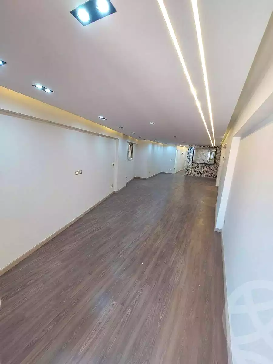 https://aqarmap.com.eg/ar/listing/7181441-for-sale-alexandria-miami-mahmoud-el-isawy-st