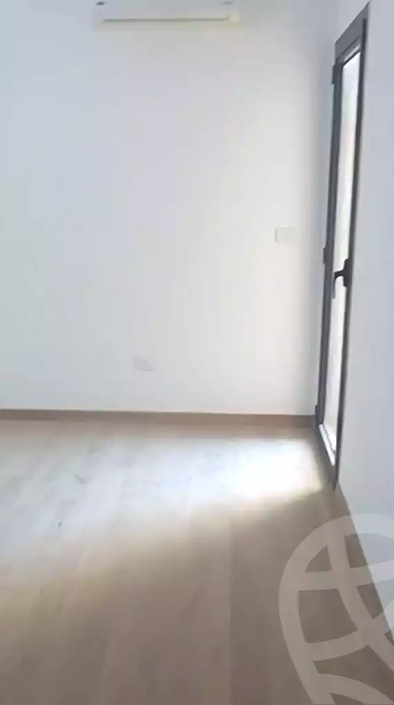شقة بـ٣ غرف نوم في فيفث سكوير المراسم، صورة ٨ من ٨