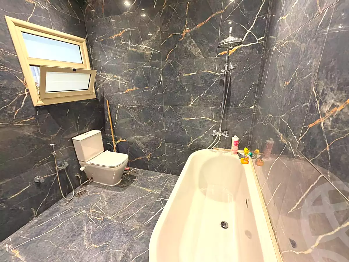 https://aqarmap.com.eg/ar/listing/7181634-for-sale-cairo-el-sheikh-zayed-city-mntq-fr-y-bmdyn-lshykh-zyd