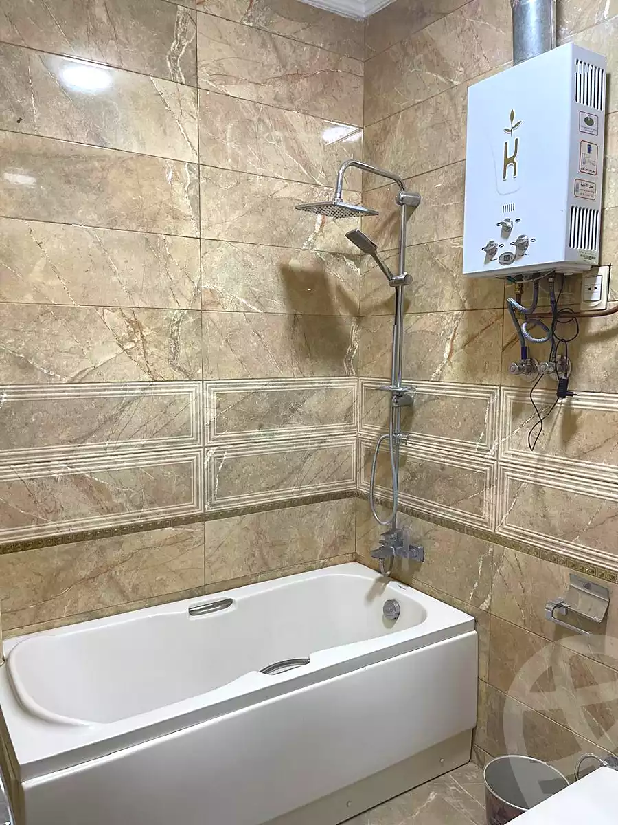 https://aqarmap.com.eg/ar/listing/7181992-for-rent-cairo-6th-of-october-el-ahyaa-neighborhood-2nd-mohammed-al-senousi-st