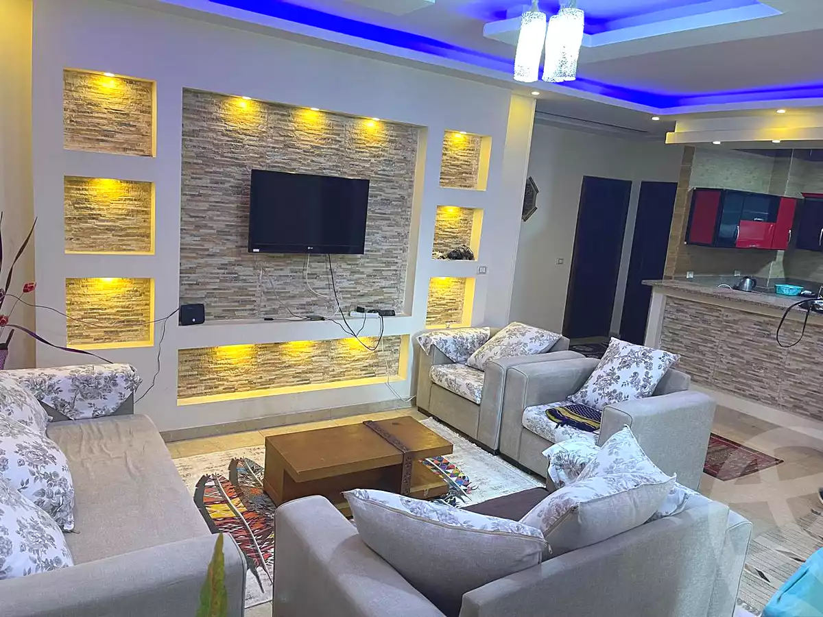 https://aqarmap.com.eg/ar/listing/7181992-for-rent-cairo-6th-of-october-el-ahyaa-neighborhood-2nd-mohammed-al-senousi-st
