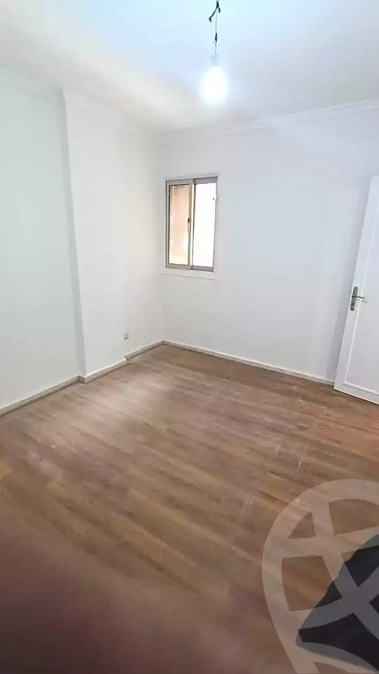 https://aqarmap.com.eg/en/listing/7182323-for-sale-alexandria-ganaklis-shr-bw-qyr-tryq-lhry