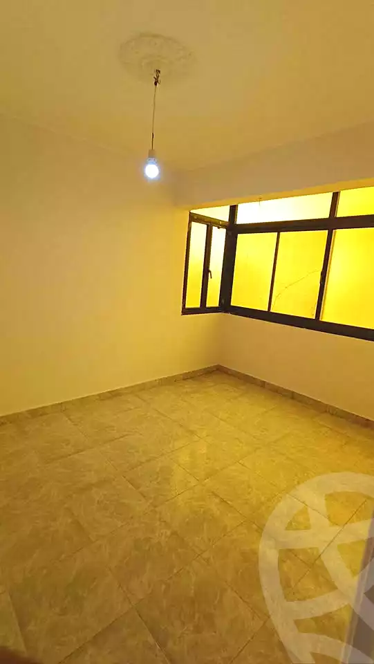 https://aqarmap.com.eg/en/listing/7182323-for-sale-alexandria-ganaklis-shr-bw-qyr-tryq-lhry