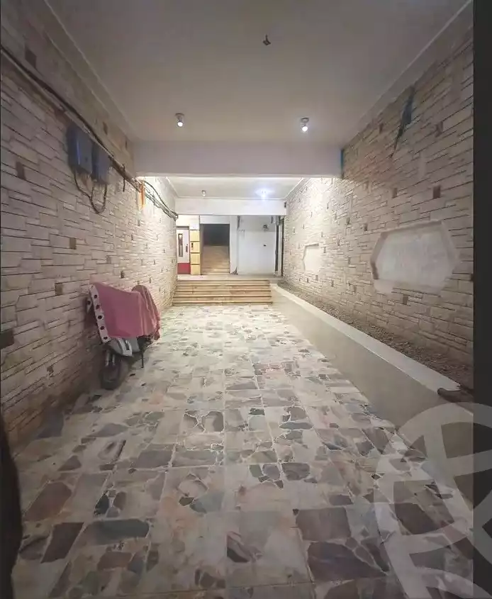 https://aqarmap.com.eg/en/listing/7182599-for-sale-alexandria-al-agamy-el-hanouvel-radwan-st