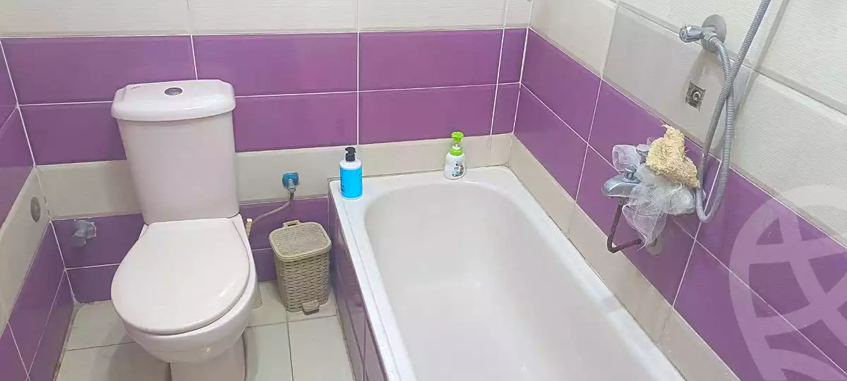 https://aqarmap.com.eg/ar/listing/7182614-for-sale-cairo-helwan-kwrnysh-hlwn