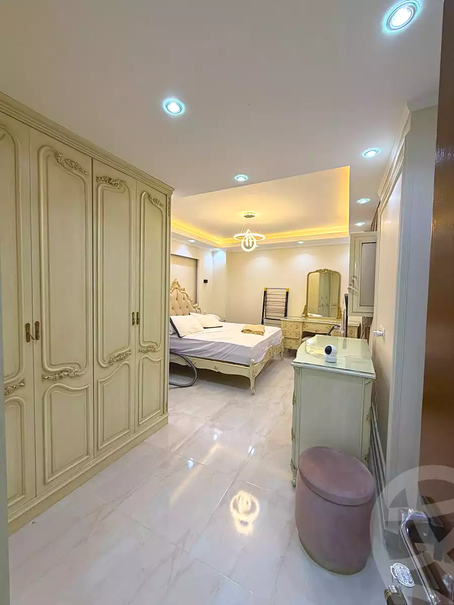 https://aqarmap.com.eg/ar/listing/7182628-for-sale-alexandria-sydy-bshr-sydy-bshr-bhry-shr-khld-bn-lwlyd