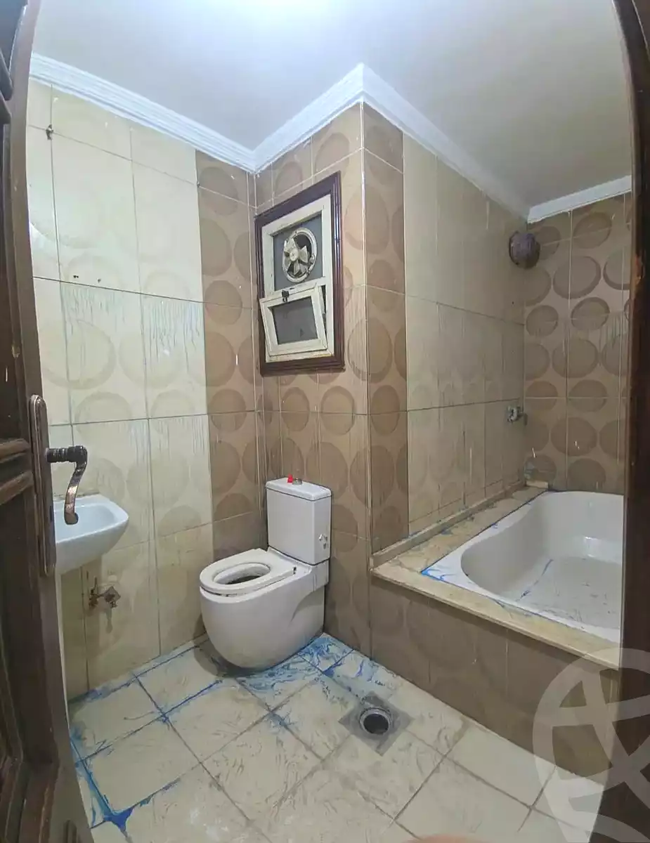https://aqarmap.com.eg/ar/listing/7182675-for-sale-alexandria-al-agamy-el-hanouvel-al-haded-we-al-soulb-st