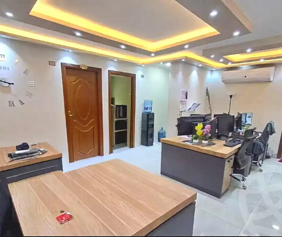 https://aqarmap.com.eg/ar/listing/7183095-for-sale-alexandria-moharram-bey-grin-st