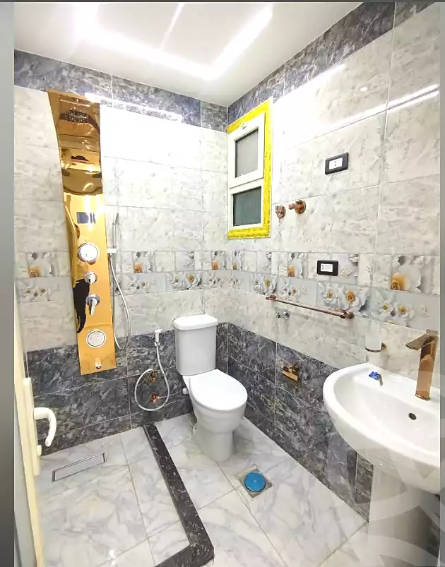 https://aqarmap.com.eg/ar/listing/7183305-for-sale-alexandria-lsywf-el-falki