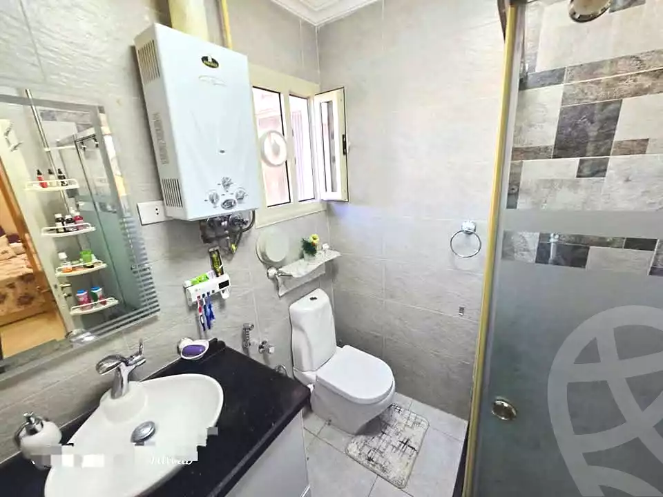 https://aqarmap.com.eg/ar/listing/7183604-for-sale-alexandria-al-agamy-el-hanouvel