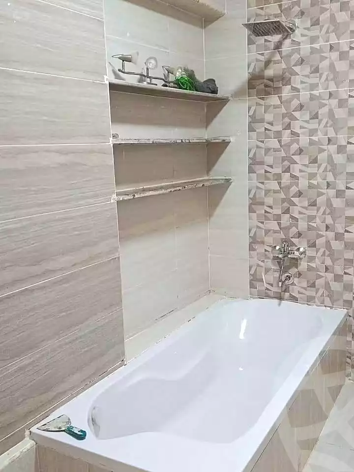 https://aqarmap.com.eg/ar/listing/7183653-for-rent-alexandria-al-agamy-lbytsh-al-samalehy-2-st