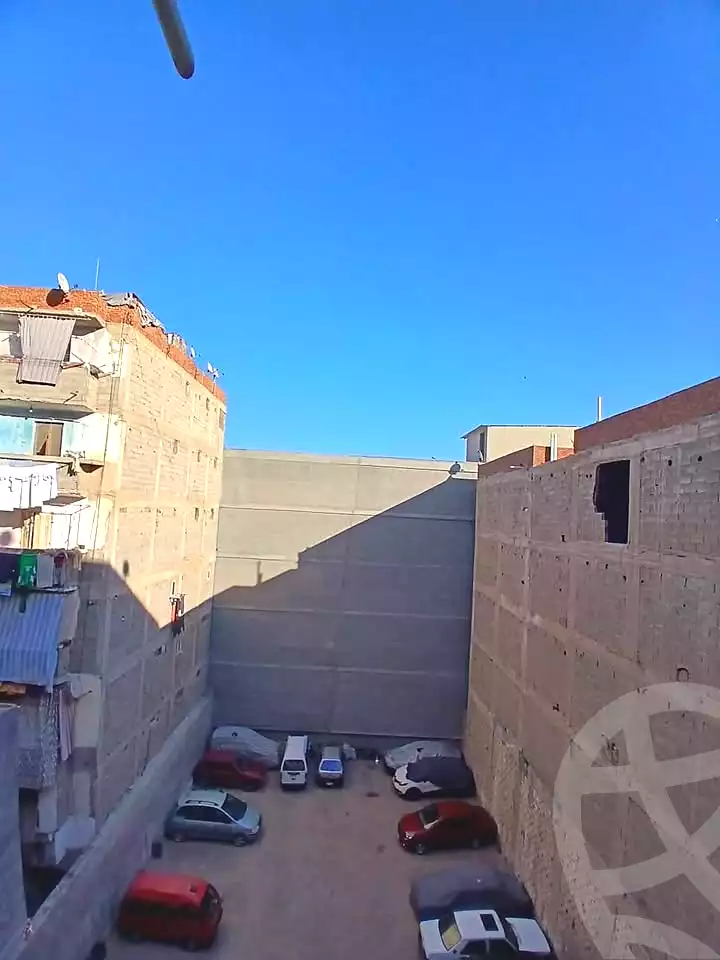 https://aqarmap.com.eg/ar/listing/7183756-for-sale-alexandria-al-agamy-lbytsh-mohamed-el-fardi-st