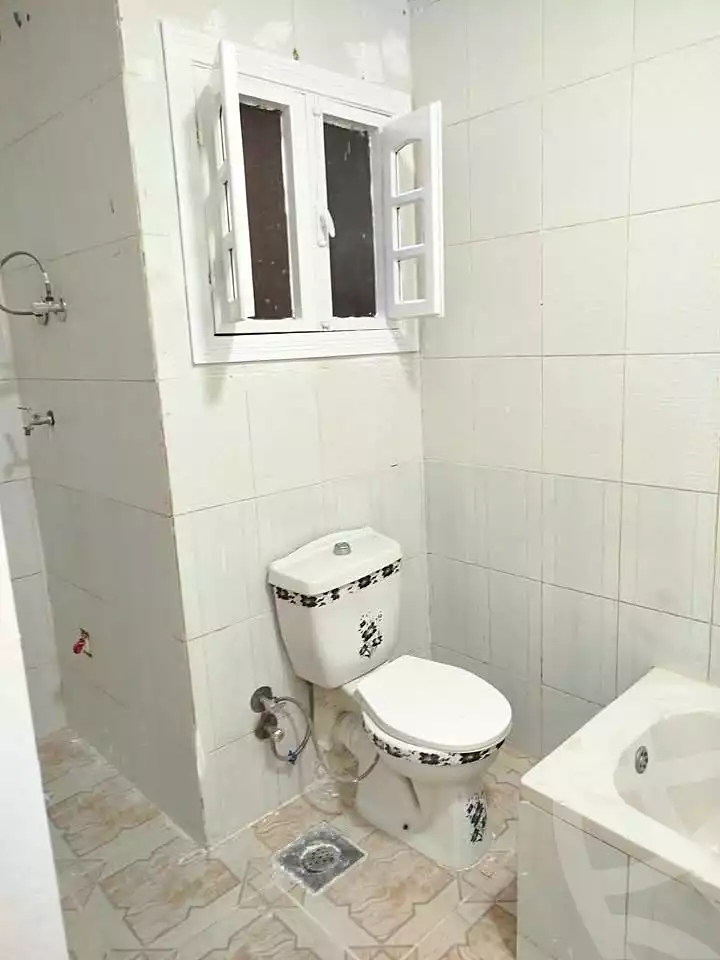 https://aqarmap.com.eg/en/listing/7183808-for-sale-alexandria-al-agamy-bw-ywsf