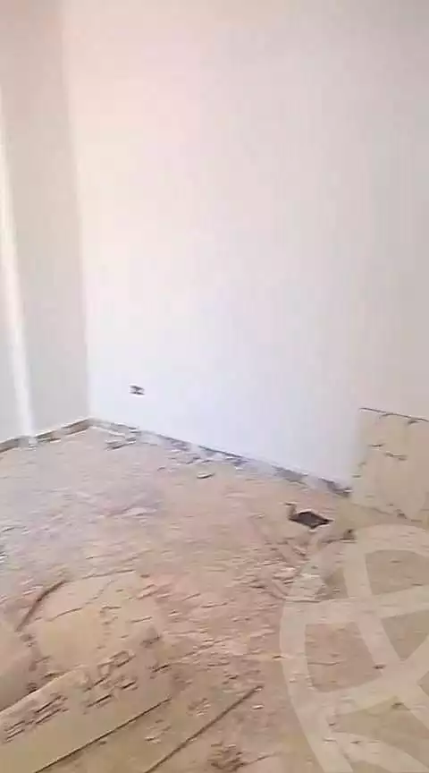 https://aqarmap.com.eg/en/listing/7183833-for-sale-alexandria-al-agamy-el-hanouvel