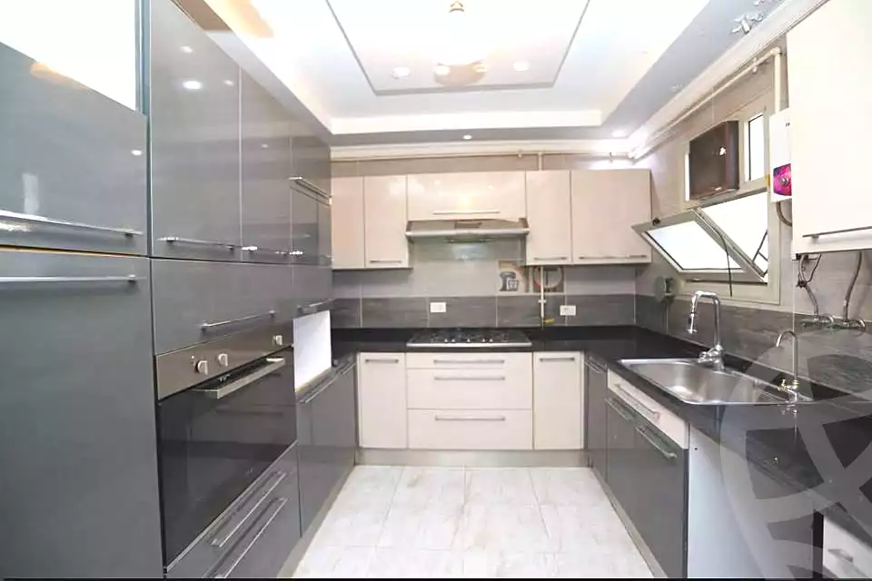 https://aqarmap.com.eg/en/listing/7184031-for-sale-alexandria-l-zryt-champollion-st