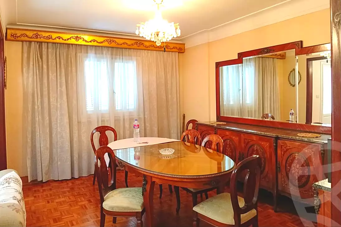 https://aqarmap.com.eg/ar/listing/7184232-for-sale-alexandria-ganaklis