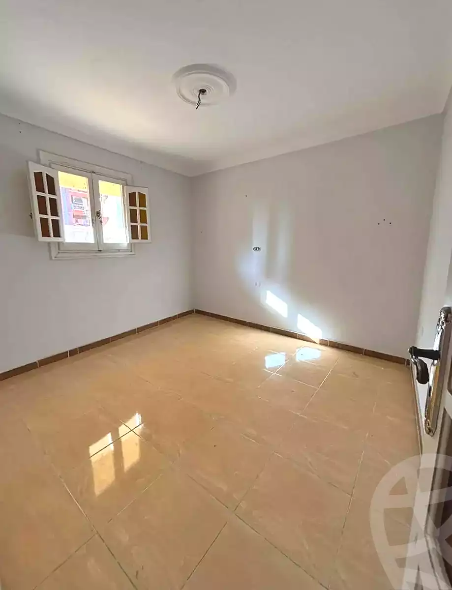 https://aqarmap.com.eg/ar/listing/7184683-for-sale-alexandria-al-agamy-lbytsh-mohamed-el-fardi-st