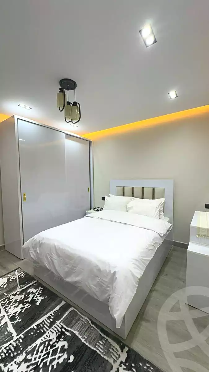https://aqarmap.com.eg/en/listing/7184730-for-rent-cairo-new-cairo-compounds-hyde-park-business-district