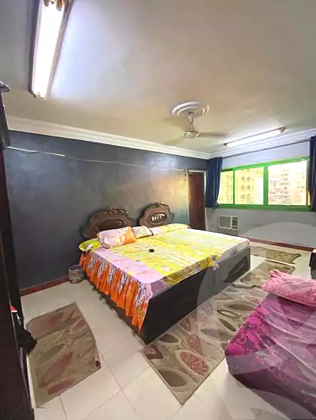https://aqarmap.com.eg/ar/listing/7184862-for-sale-cairo-helwan-helwan-el-sharkeya-heidar-st