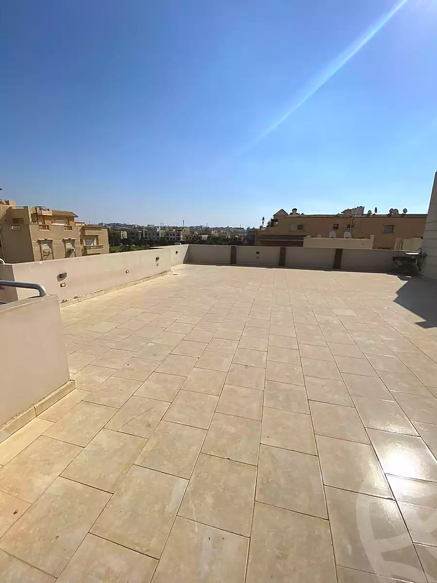 https://aqarmap.com.eg/ar/listing/7184945-for-sale-cairo-new-cairo-ganob-el-akadamiya-south-academy-b-medhat-el-kholy-st