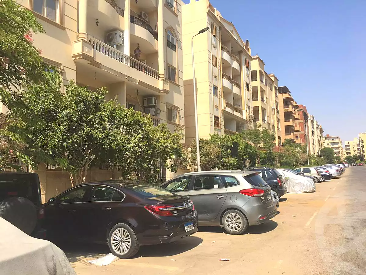 https://aqarmap.com.eg/ar/listing/7184964-for-sale-cairo-new-cairo-el-narges-el-narges-omarat-mohamed-sabry-abu-alam-st