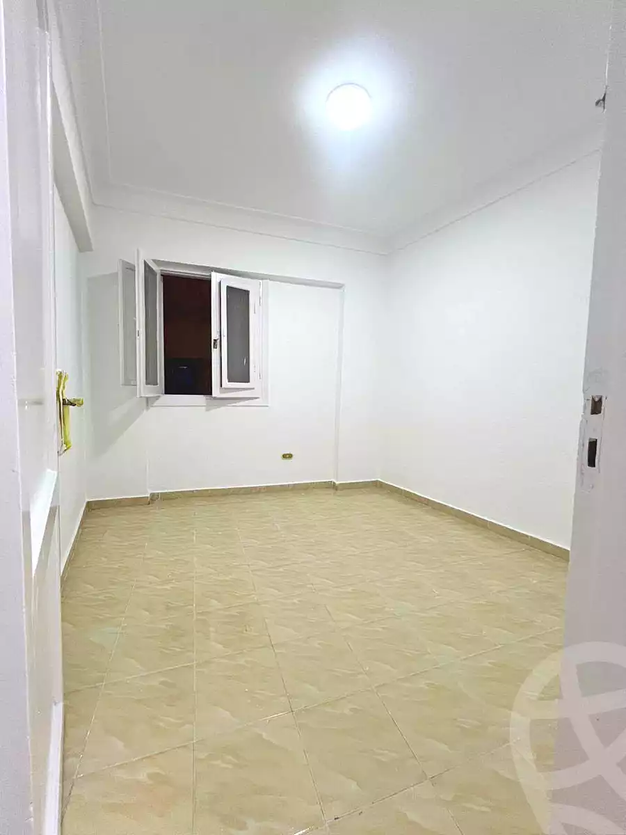 https://aqarmap.com.eg/en/listing/7185311-for-sale-alexandria-al-agamy-shataa-el-nakheel