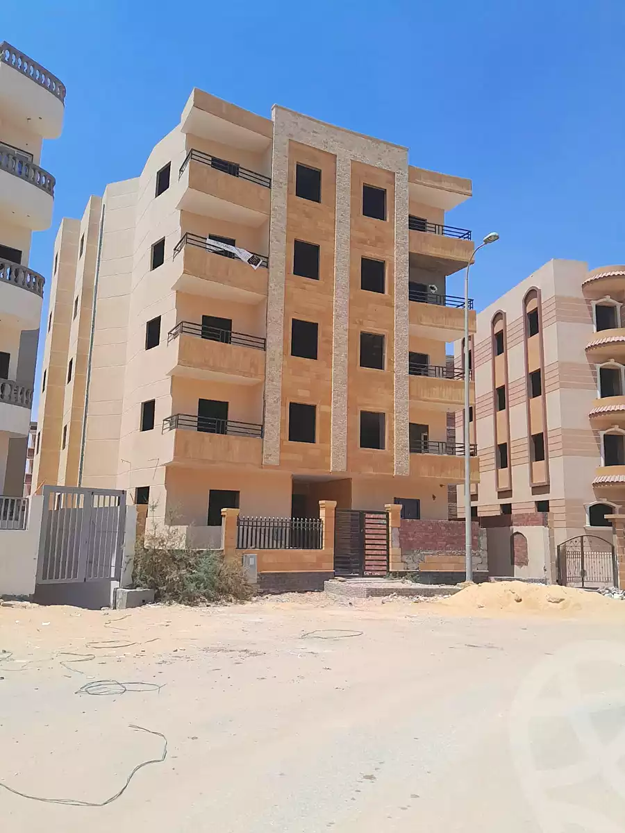 https://aqarmap.com.eg/en/listing/7185415-for-sale-cairo-6th-of-october-el-ahyaa-neighborhood-9th
