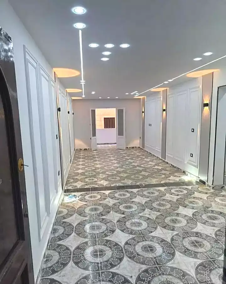 https://aqarmap.com.eg/ar/listing/7185700-for-sale-alexandria-al-agamy-el-hanouvel-radwan-st
