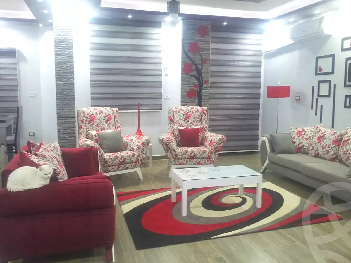 https://aqarmap.com.eg/ar/listing/7185779-for-sale-sharqia-zagazig-zagazig-city-ghasham-rd
