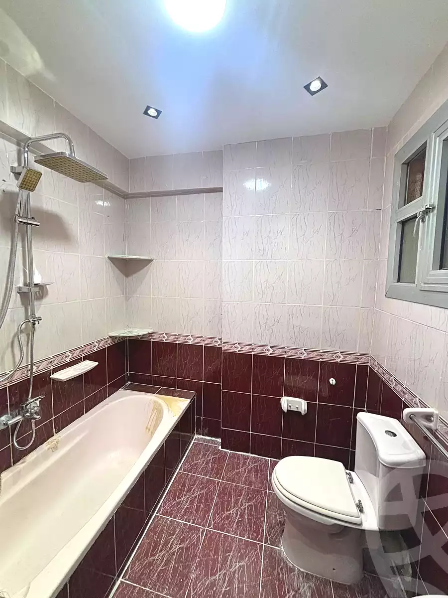 https://aqarmap.com.eg/ar/listing/7185890-for-sale-alexandria-el-asafra-shr-45