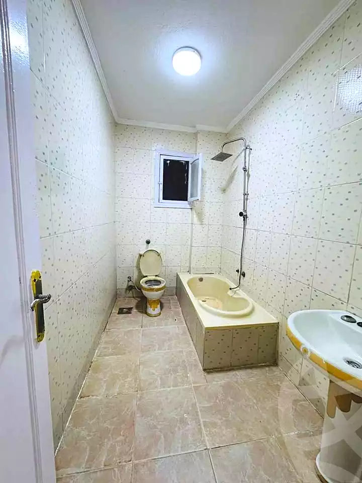 https://aqarmap.com.eg/en/listing/7185929-for-sale-alexandria-al-agamy-shataa-el-nakheel