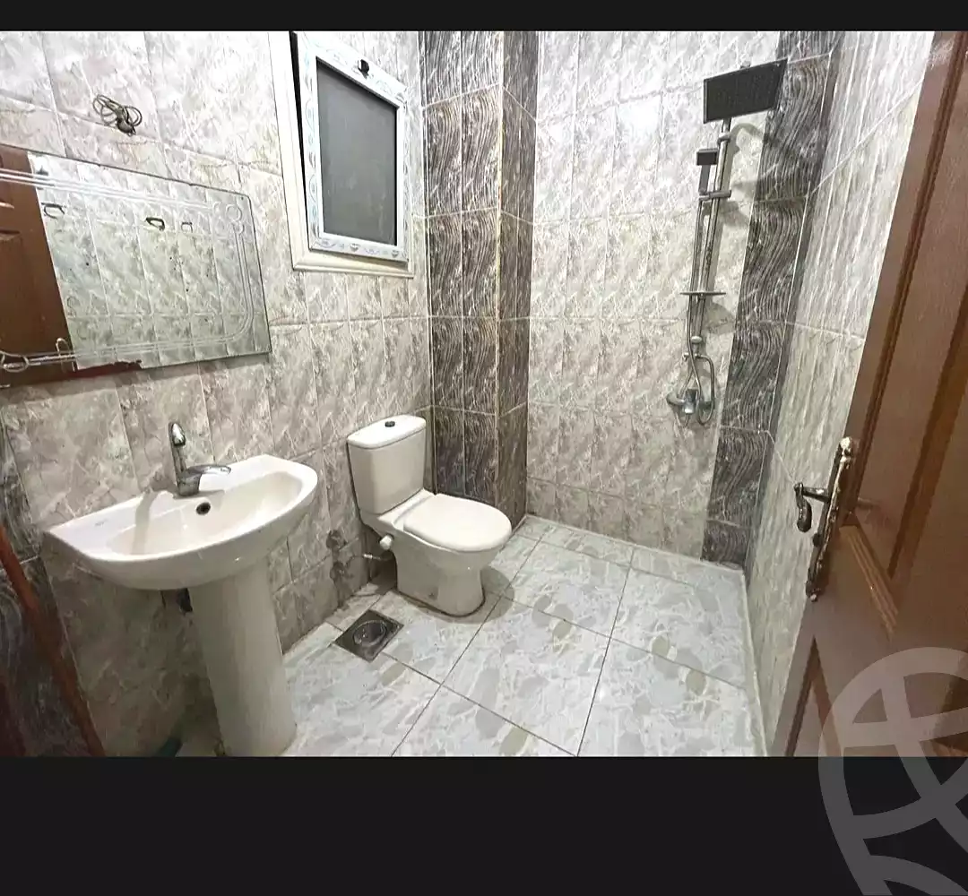 https://aqarmap.com.eg/ar/listing/7186214-for-rent-alexandria-camp-cesar-port-said-street