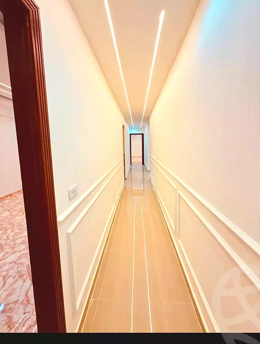 https://aqarmap.com.eg/en/listing/7186390-for-sale-alexandria-sydy-bshr-sydy-bshr-bhry-shr-khld-bn-lwlyd